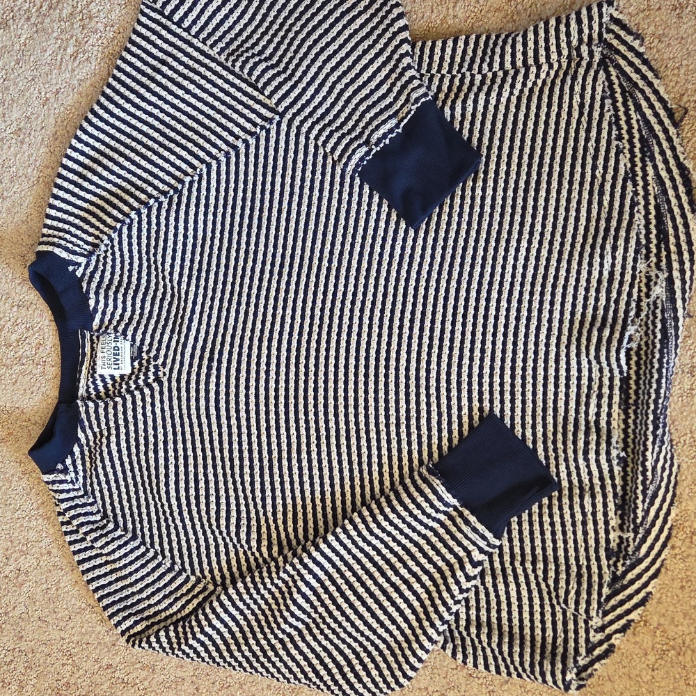 American Eagle Notched Neck Crew Neck Waffle Oversized Knit Shirt